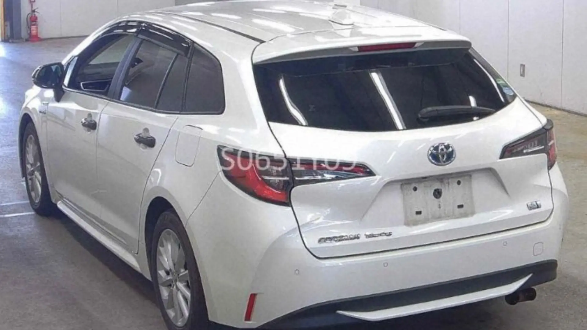 
								TOYOTA | Corolla Touring | 2020 full									
