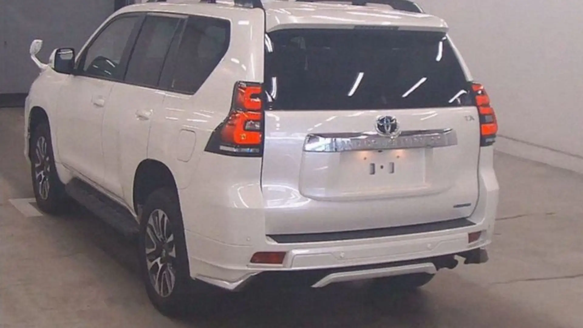 
								TOYOTA | Prado | 2021 full									