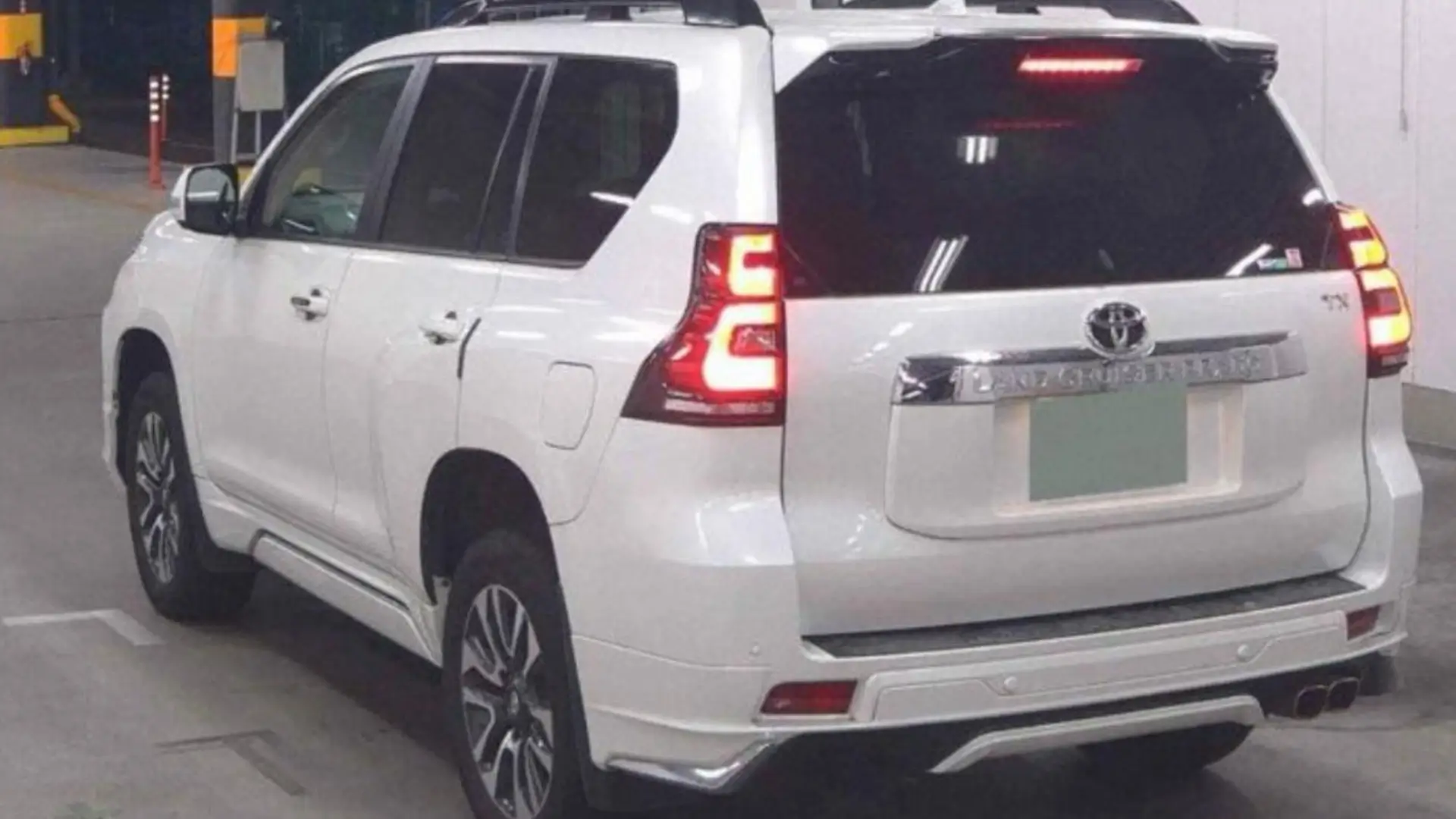 
								TOYOTA | Prado | 2021 full									