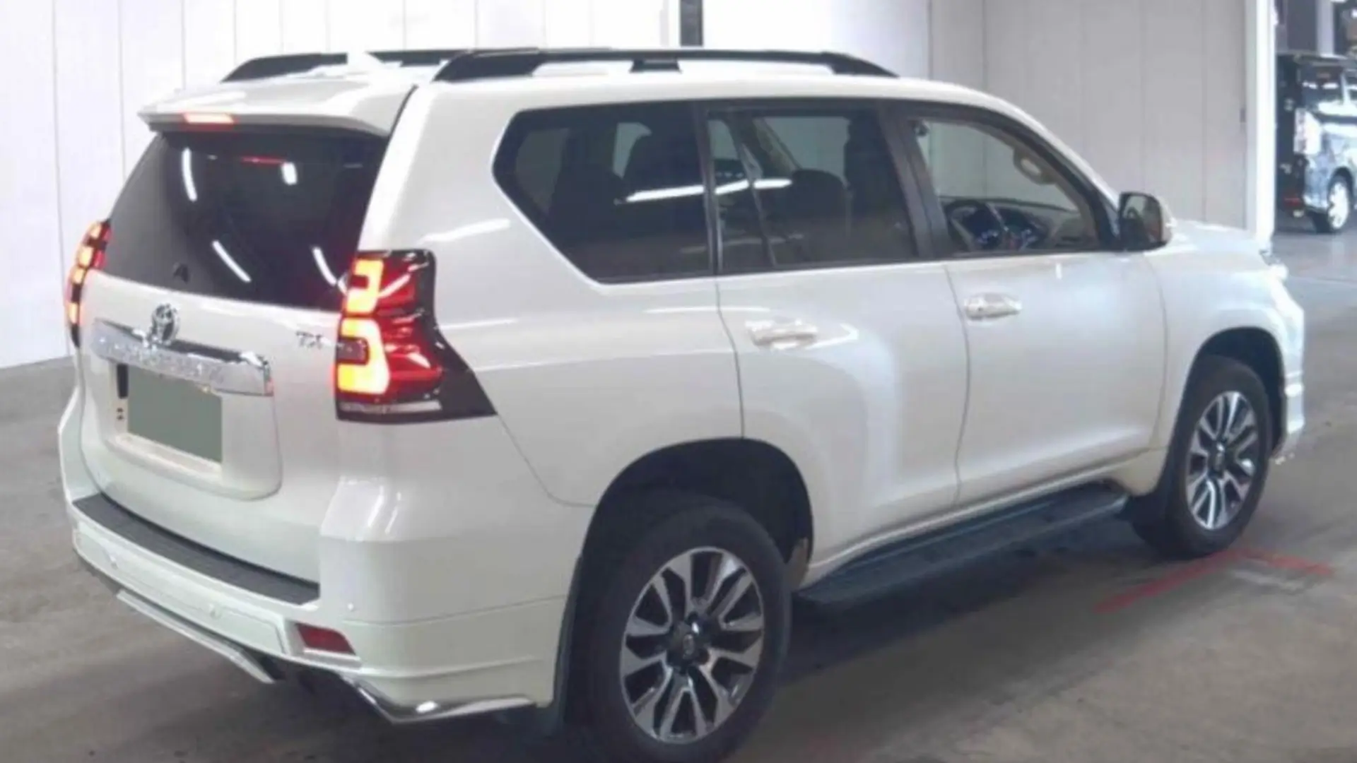 
								TOYOTA | Prado | 2021 full									