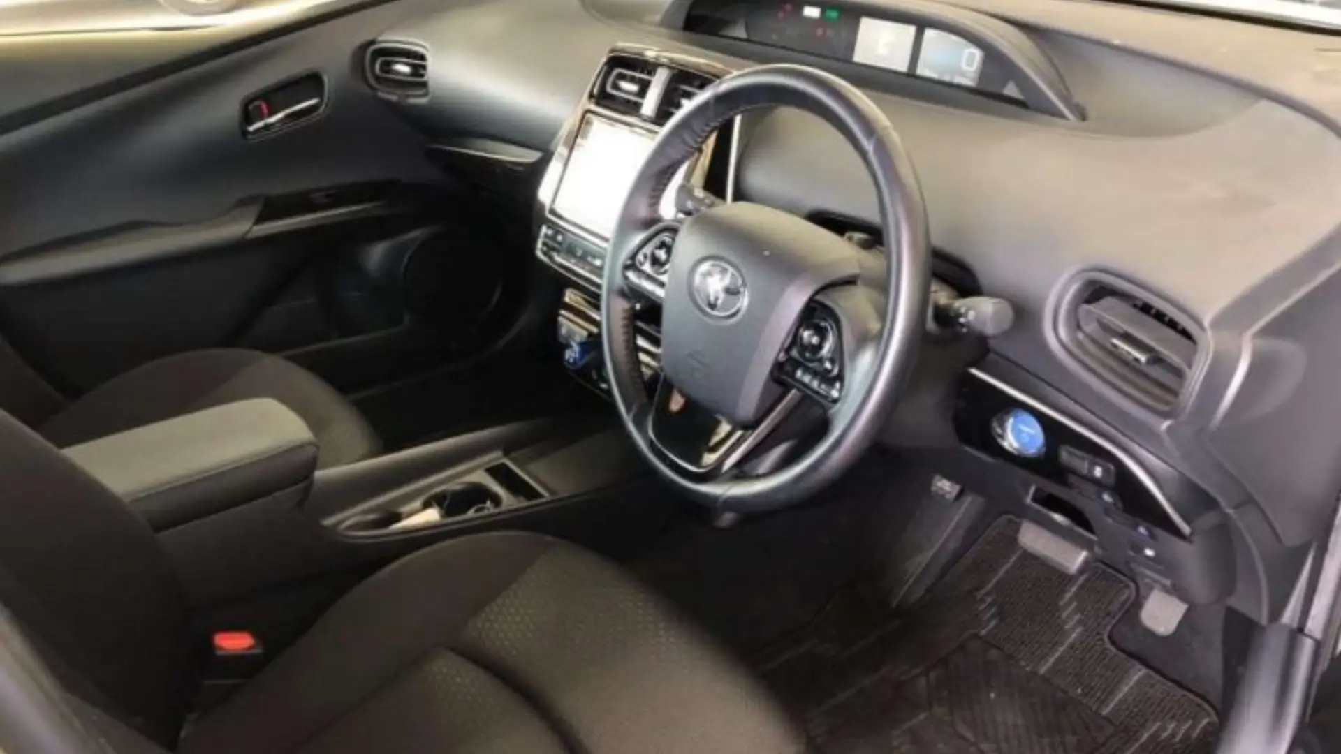 
								TOYOTA | Prius | 2021 full									