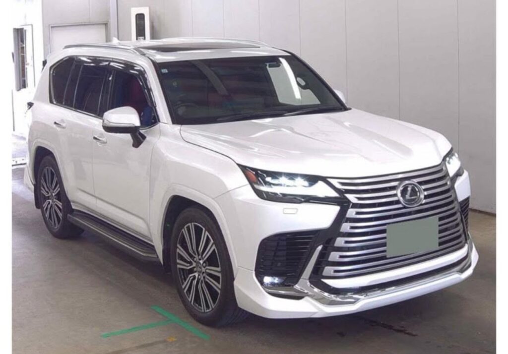 LEXUS | LX600