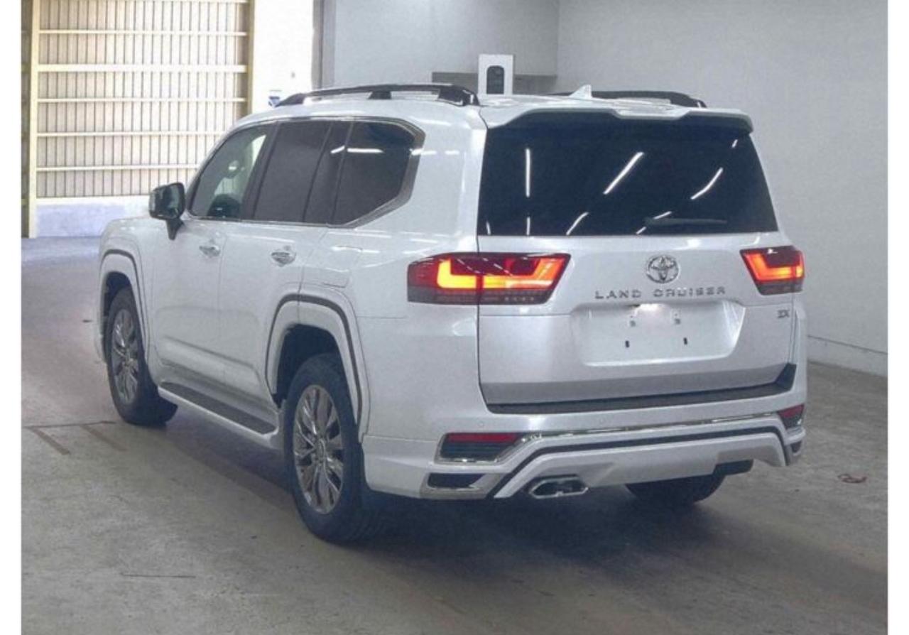 
								TOYOTA | LAND CRUISER | 2023 full									