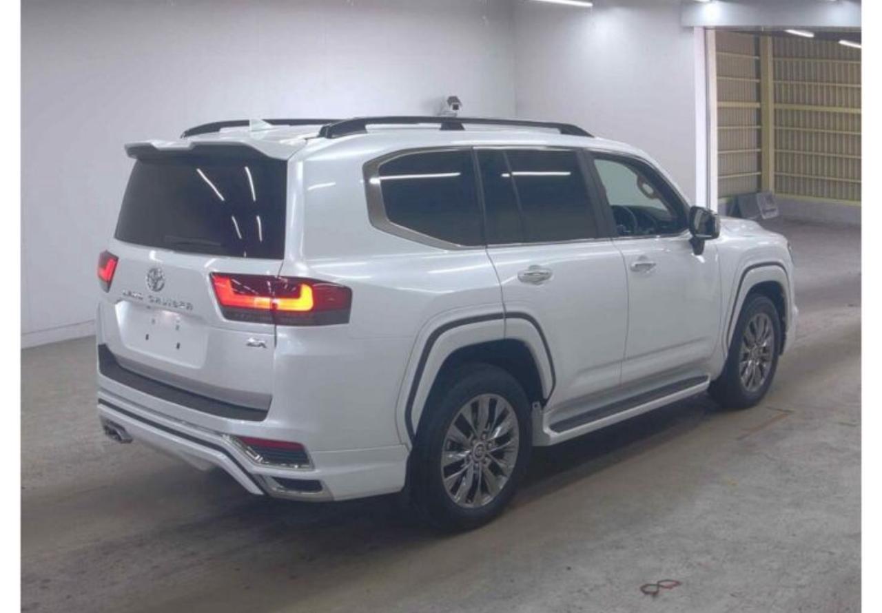 
								TOYOTA | LAND CRUISER | 2023 full									
