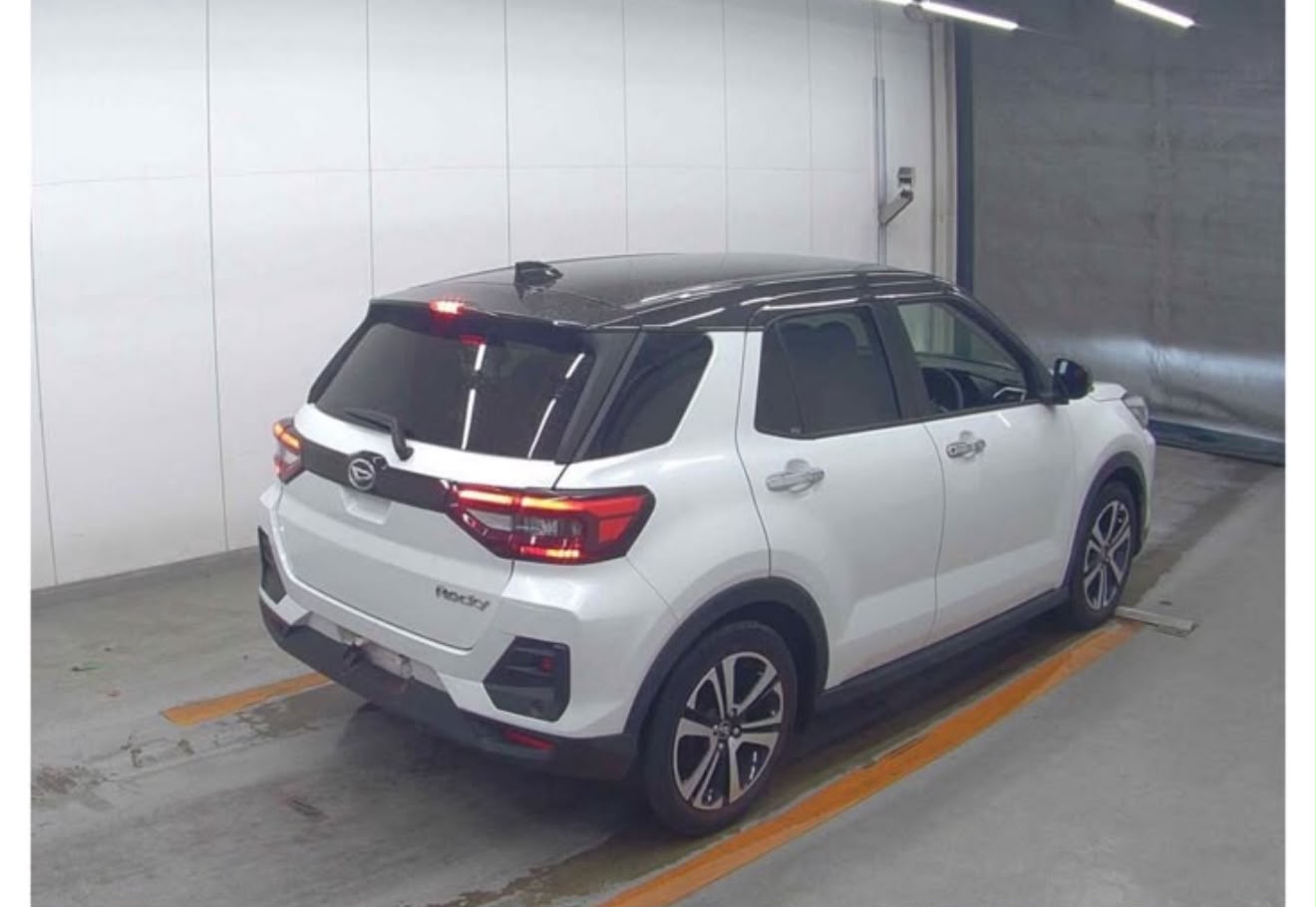 
								DAIHATSU | ROCKY | 2021 full									
